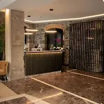 Montbrillant Hotel